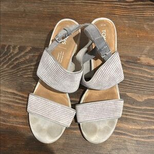 Tom’s heeled sandals